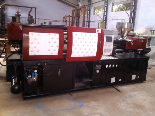 Injection Molding Machine