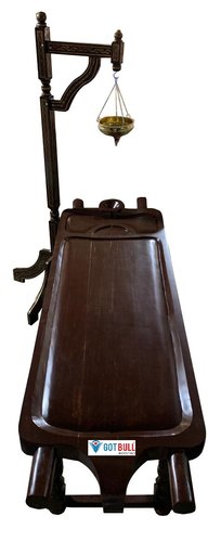 Wooden Shirodhara Massage Table