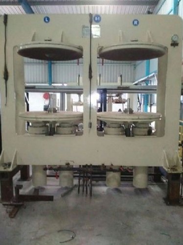 Platen Type Double Cavity Tyre Curing Press Machine