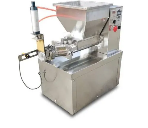 Dough Extruding Machine