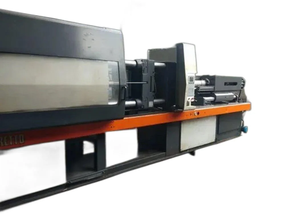 Used Plastic Injection Molding Machine