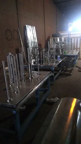 Pet Bottle Filling Machine  